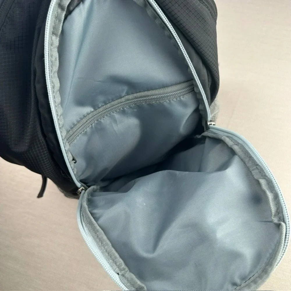 Rupumpack Hydration Backpack Black Gray Hiking Running Bag with Water Bladder